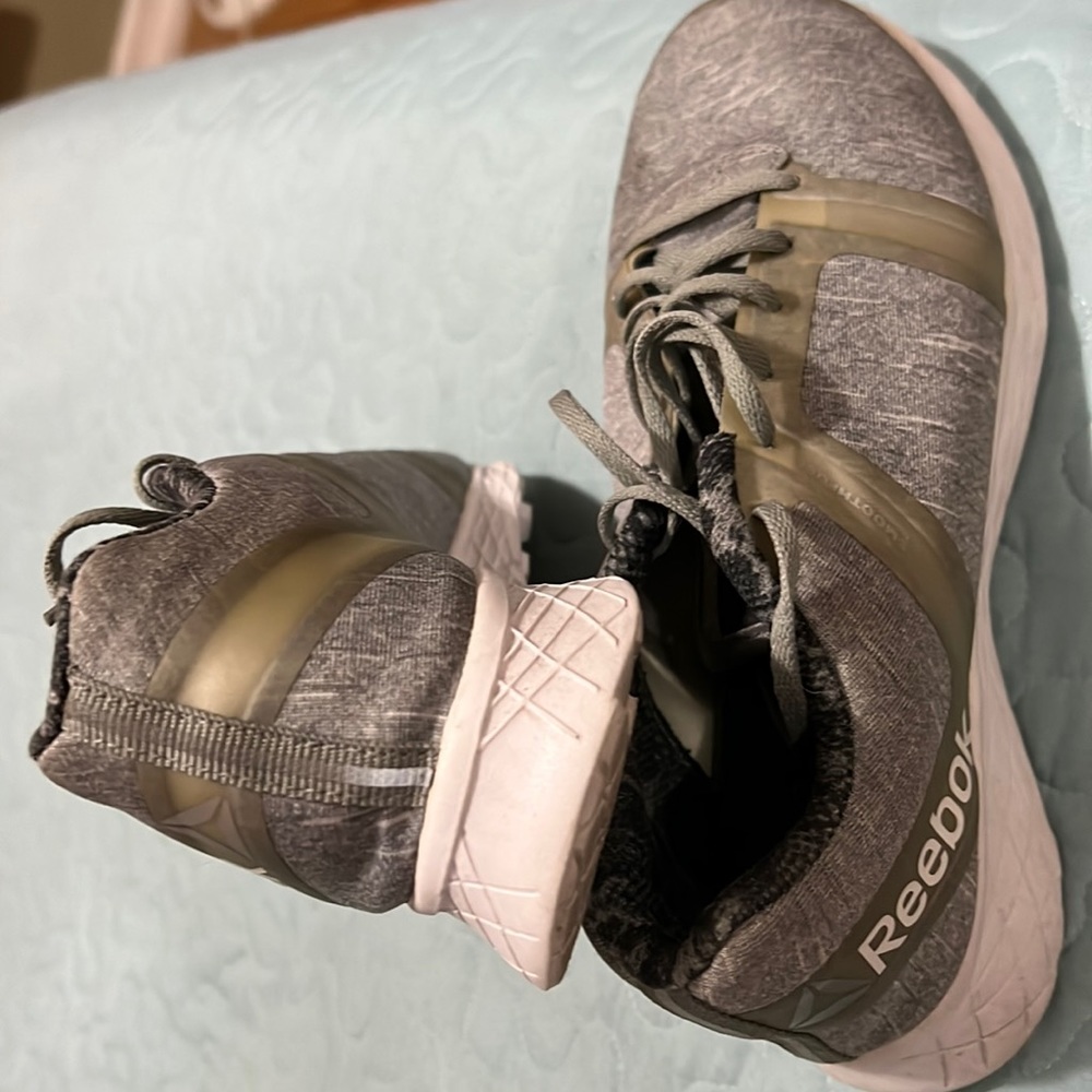 Reebok Memory Tech Sneakers